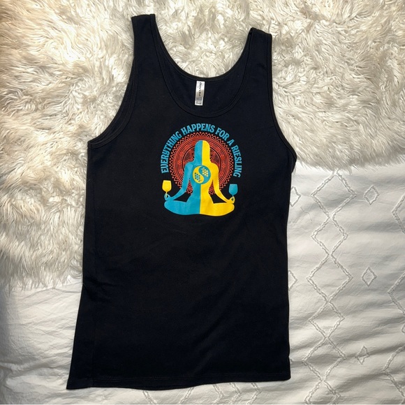 Chris’s Stuff | NWOT Everything Happens For A Riesling Mandala Wine Graphic Tank - Picture 5 of 11